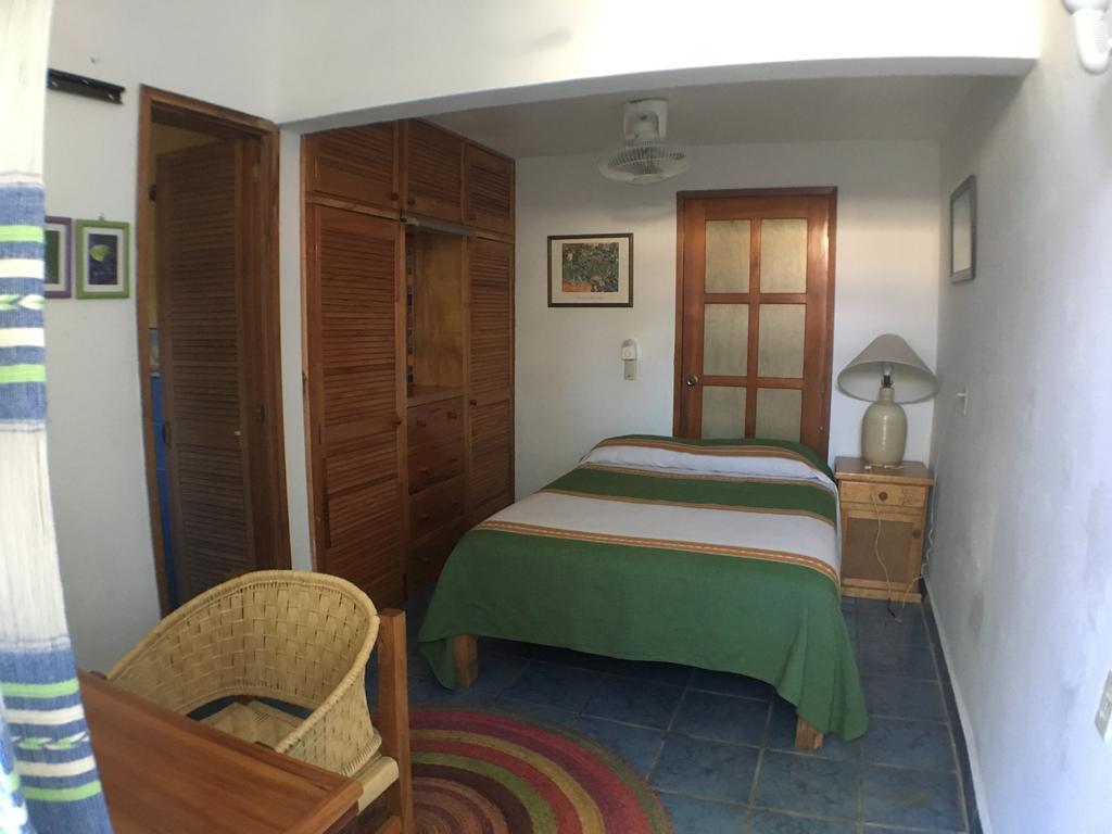 Casa Azul Guesthouse プエルト・エスコンディード エクステリア 写真